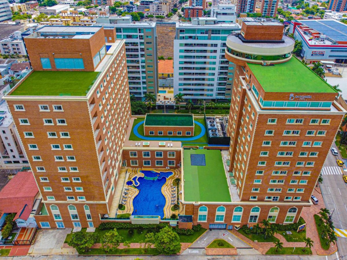 巴兰基亚达恩卡尔顿酒店 外观 照片 Aerial view of the complex