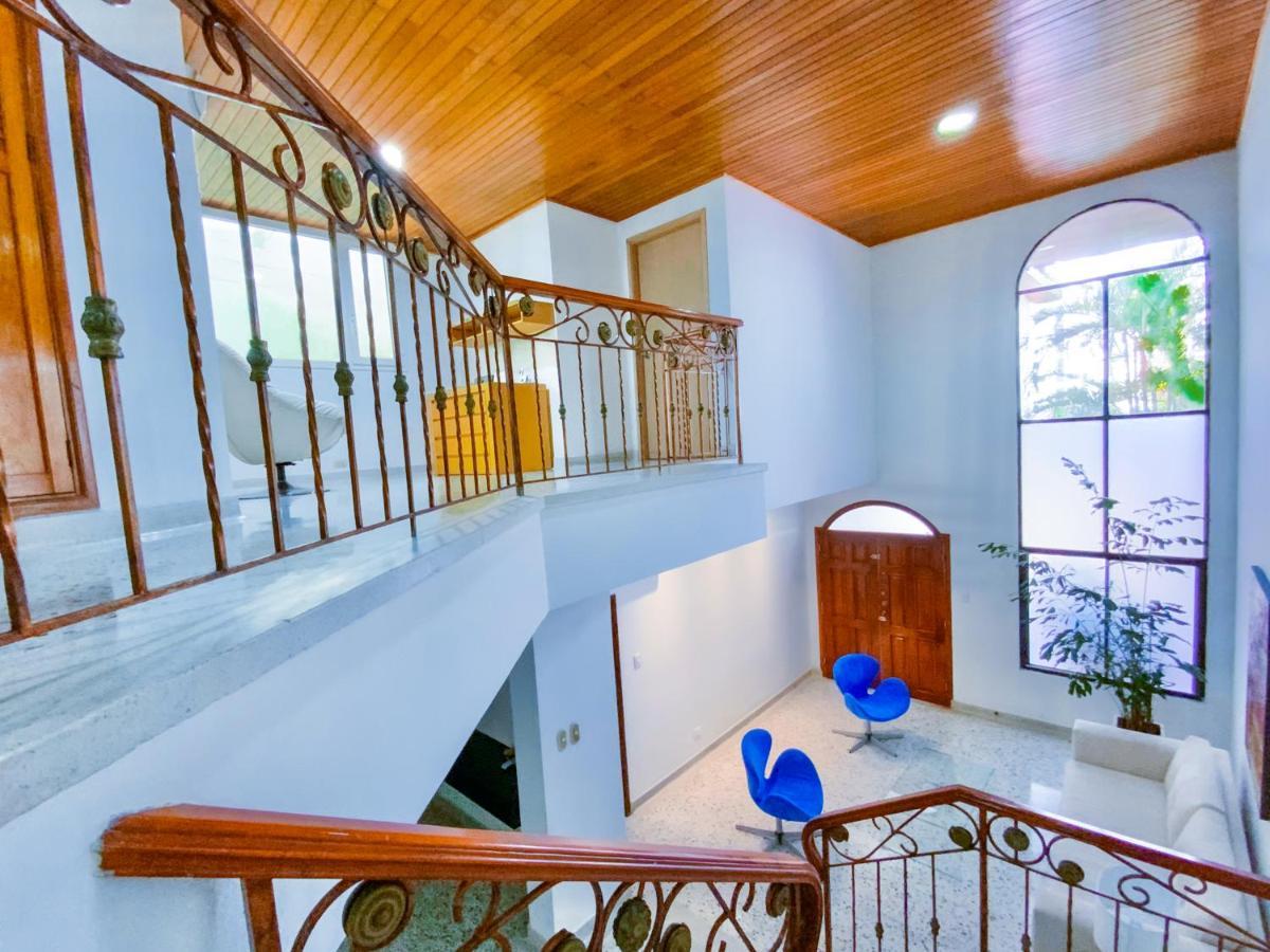 巴兰基亚达恩卡尔顿酒店 外观 照片 Interior of the house