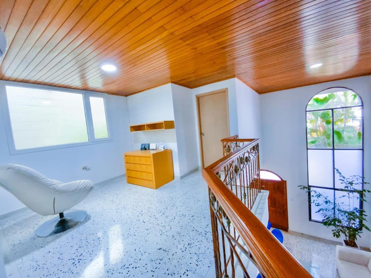 巴兰基亚达恩卡尔顿酒店 外观 照片 A 3D rendering of a room